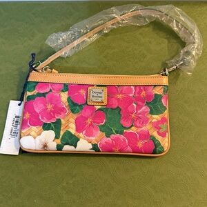 New Dooney & Bourke Vintage Flower Pouch Wristlet Bag